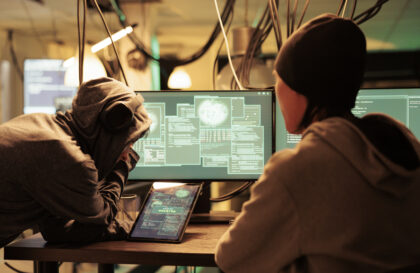 l'image représente des hackeurs